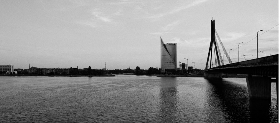 Bild: Swedbank Hochhaus in Riga.