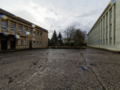 Bild: Die ehemalige Zweijahresschule an der Querfurter Straße in Eisleben. Klicken Sie auf das Bild um es zu vergrößern.