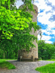 Bild: Die Westdorfer Warte oder der Hexenturm am Südrand der Stadt Aschersleben. Klicken Sie auf das Bild um es zu vergrößern.